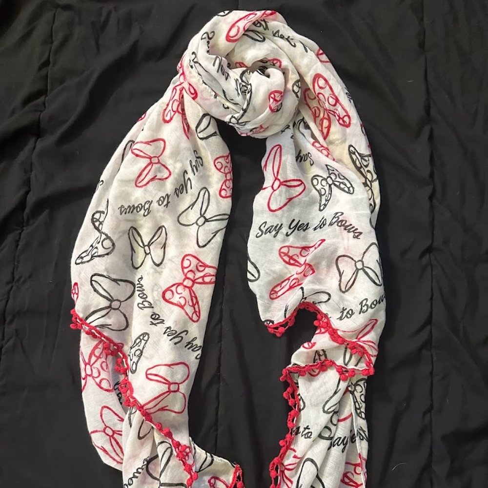 Minnie Mouse Scarf